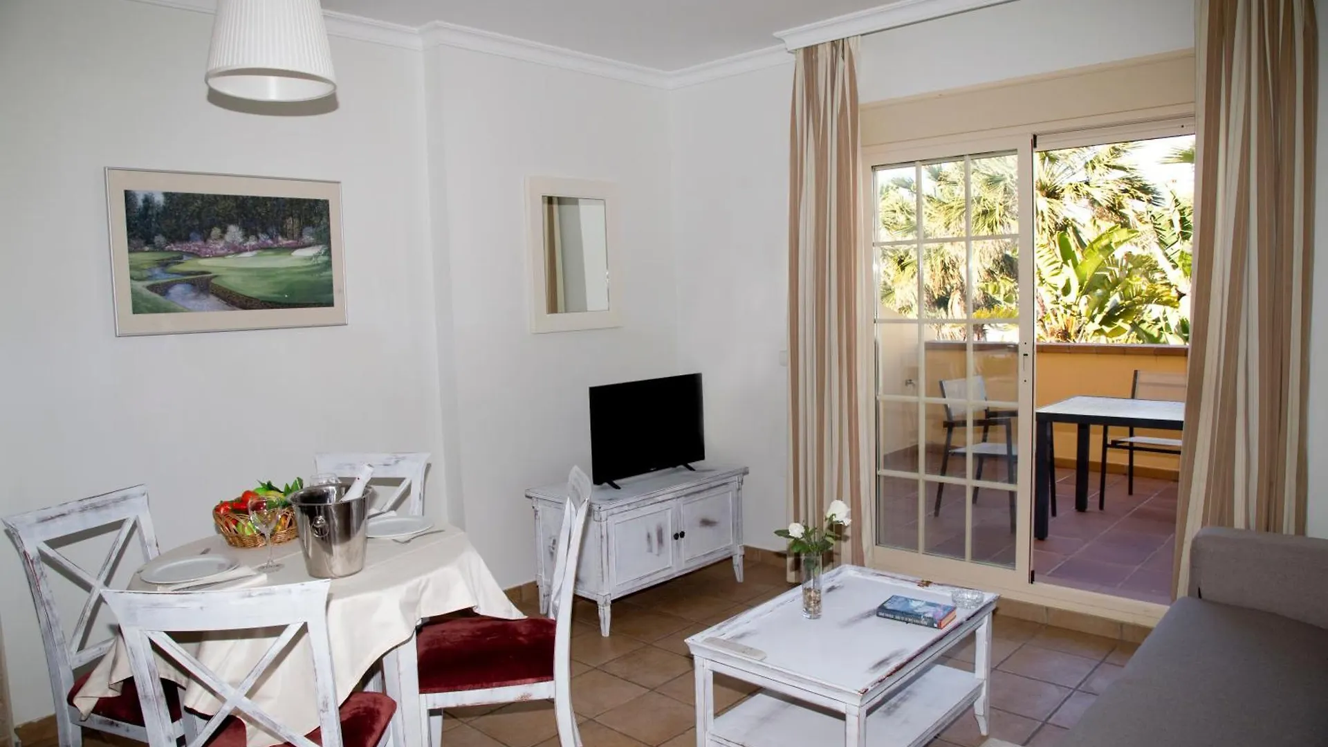 Apartamentos Vista Real Alcaidesa