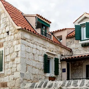 Tomadi Apartment Split